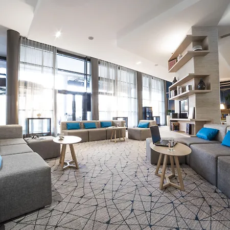Courtyard By Marriott Paris La Defense West - Colombes Hotel Bois-Colombes