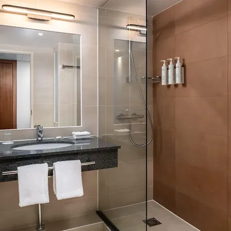 Courtyard By Marriott Paris La Defense West - Colombes Hotel 4*