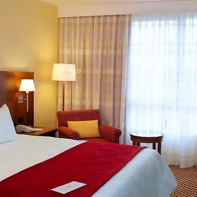 Hotel Courtyard By Marriott Paris La Defense West - Colombes 4*