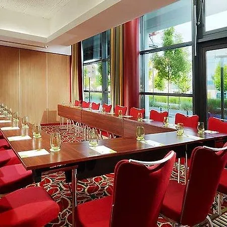 Hotel Courtyard By Marriott Paris La Defense West - Colombes Bois-Colombes