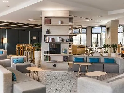Courtyard By Marriott Paris La Defense West - Colombes 4* Bois-Colombes