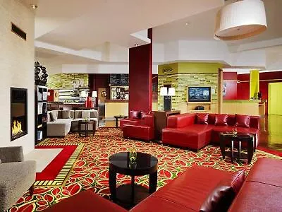 Courtyard By Marriott Paris La Defense West - Colombes 4*