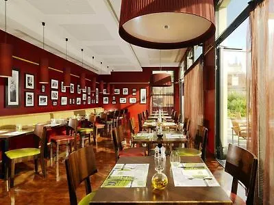 Courtyard By Marriott Paris La Defense West - Colombes 4*